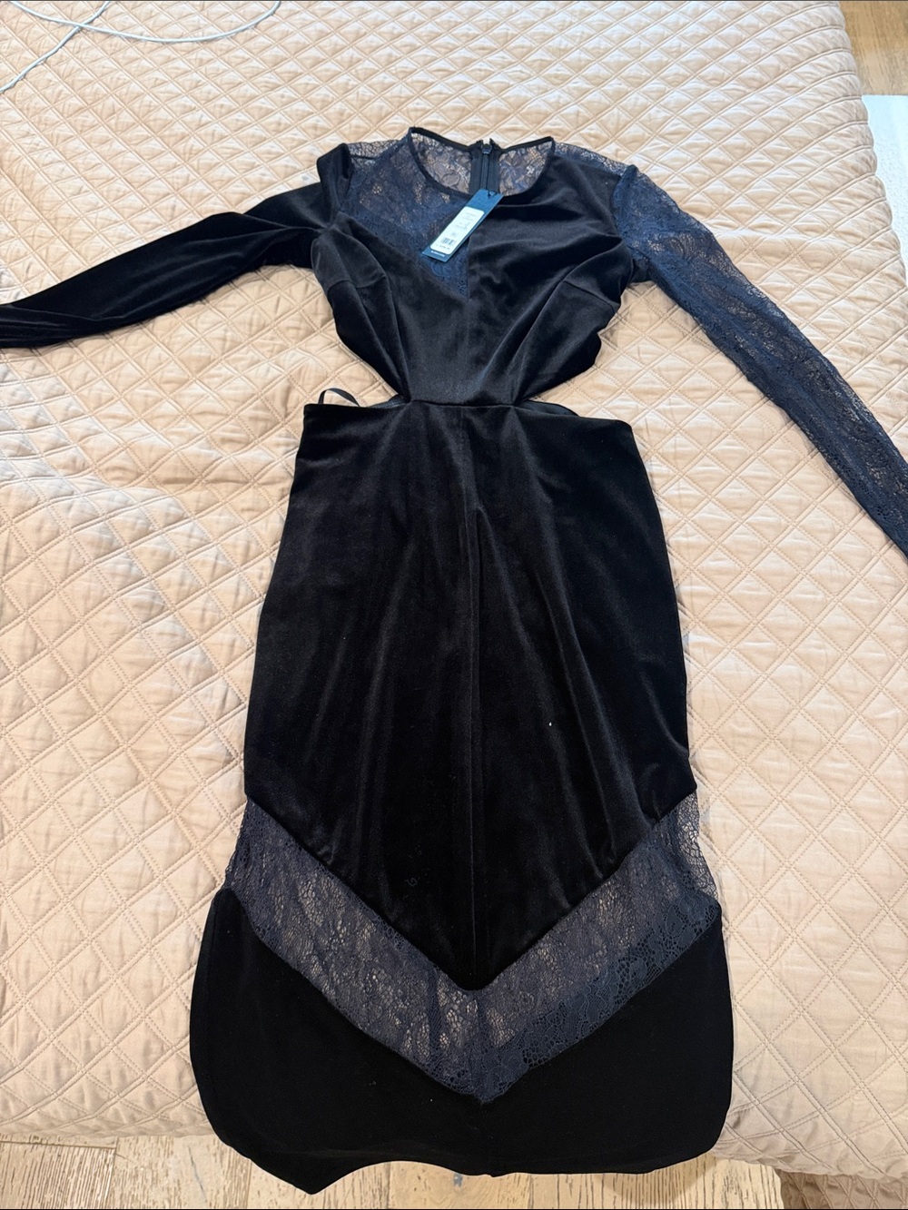 BCBGMaxAzria Black Velvet & Lace Long-Sleeve Dress